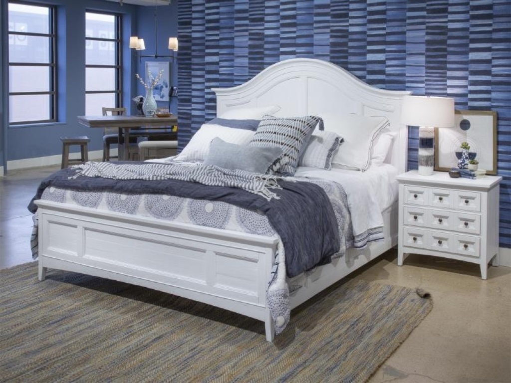 Complete Queen Arched Bed with Regular Rails - main image