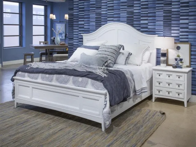 Complete Queen Arched Bed with Regular Rails