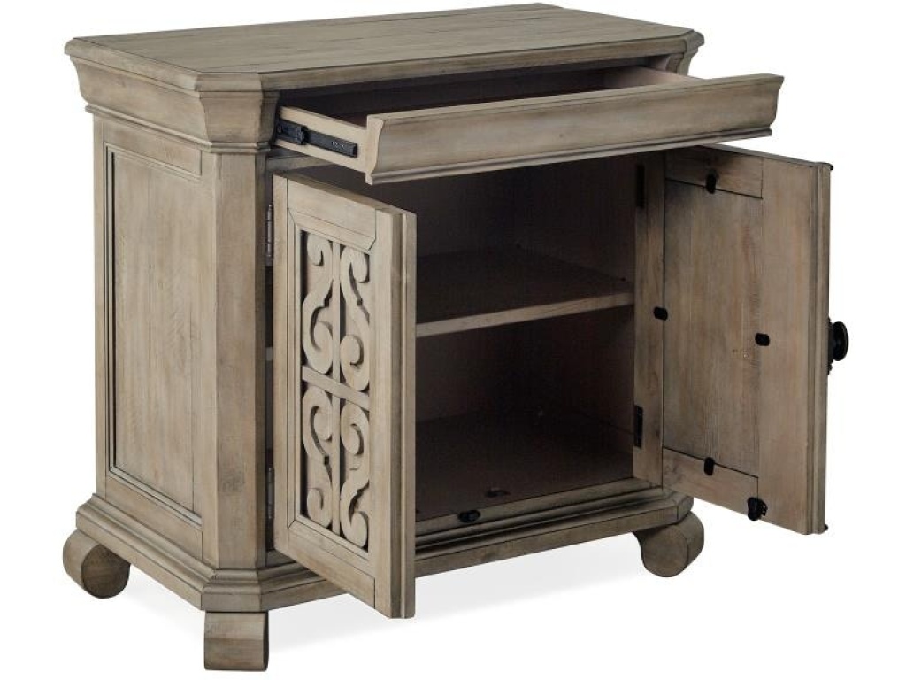 Bachelor Chest - image 2