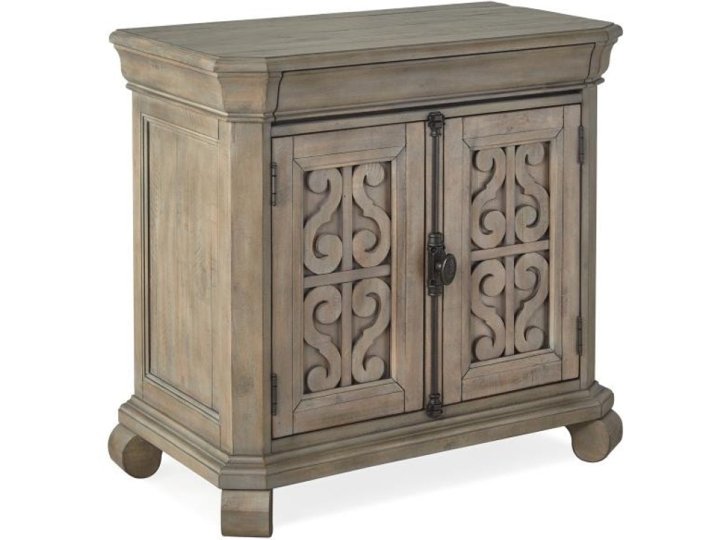 Bachelor Chest - image 3