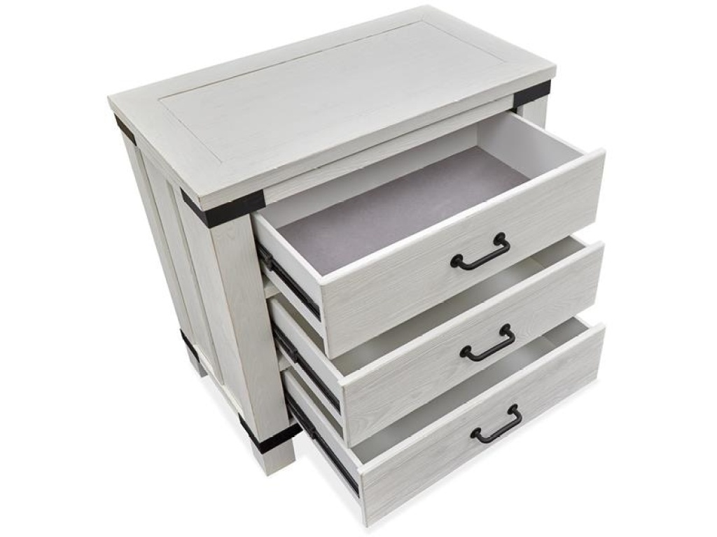 Bachelor Chest with Metal Decoration - image 2