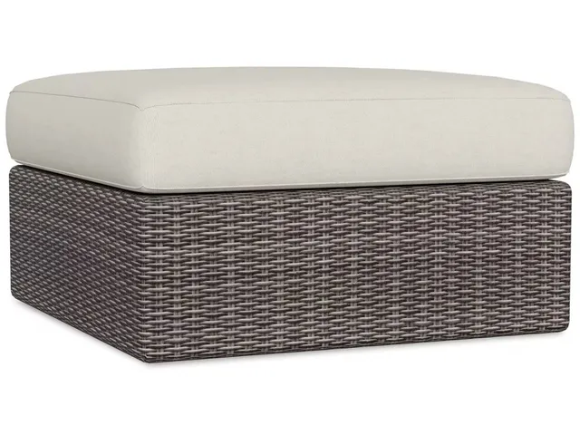 Bassett Furniture Ottomans collection
