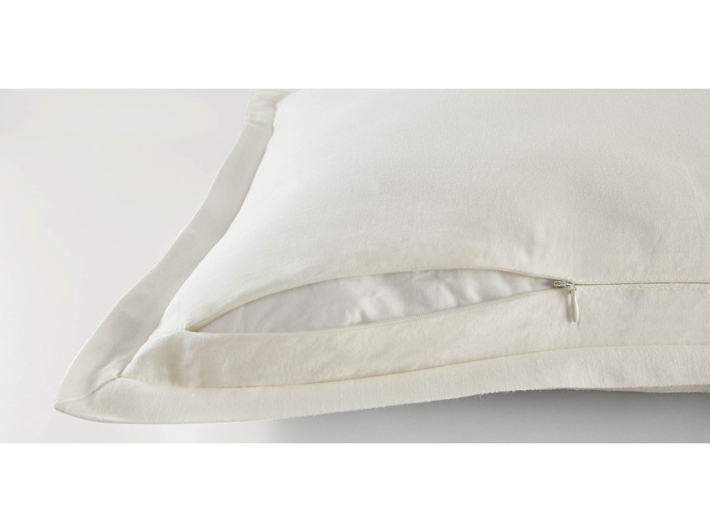Luxury Down Alternative Pillow Insert - image 3