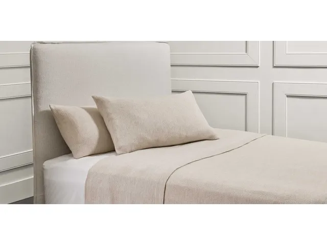 Burhan Oatmeal Coverlet