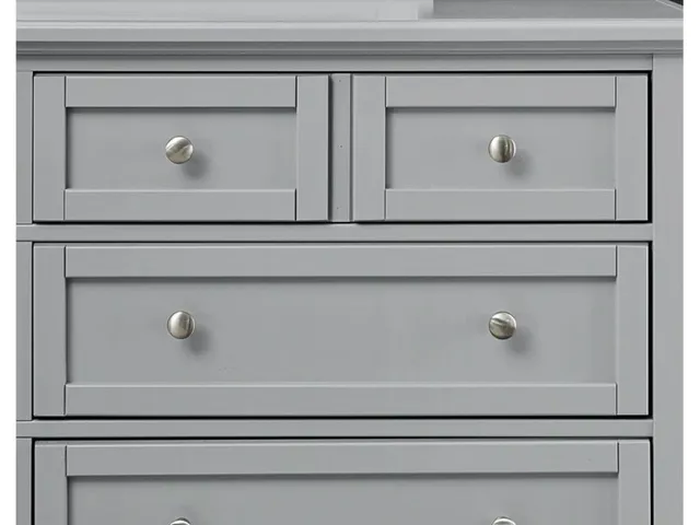 8-Drawer Storage Dresser