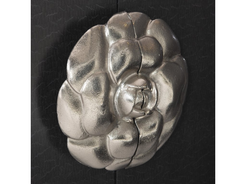 Silhouette Buffet - image 6