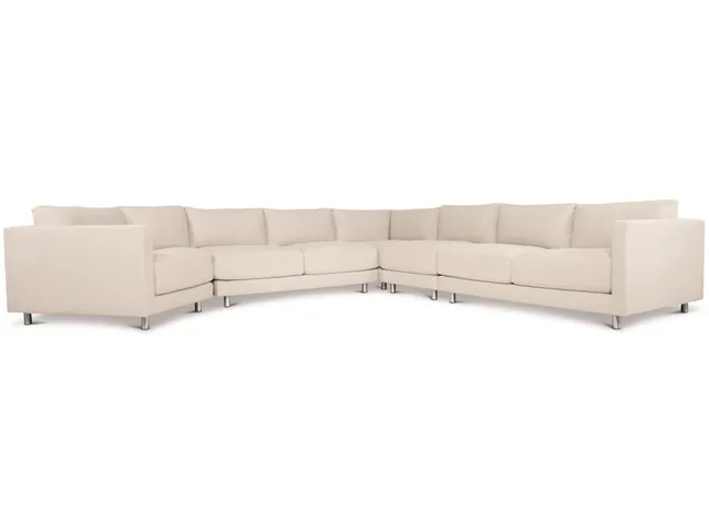 Avanni Outdoor Sectional