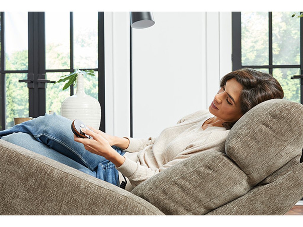 Leslie BodyRest Zero Gravity Recliner - image 12