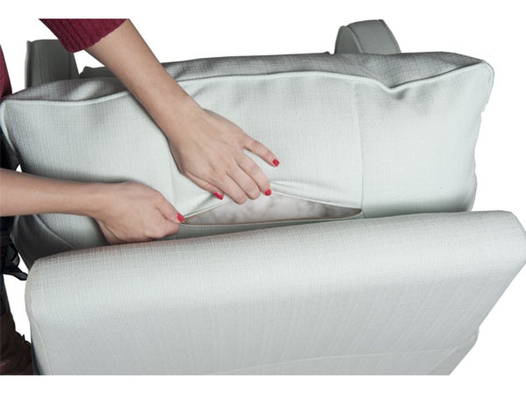 Ingall Petite, Traditional Recliner - image 4