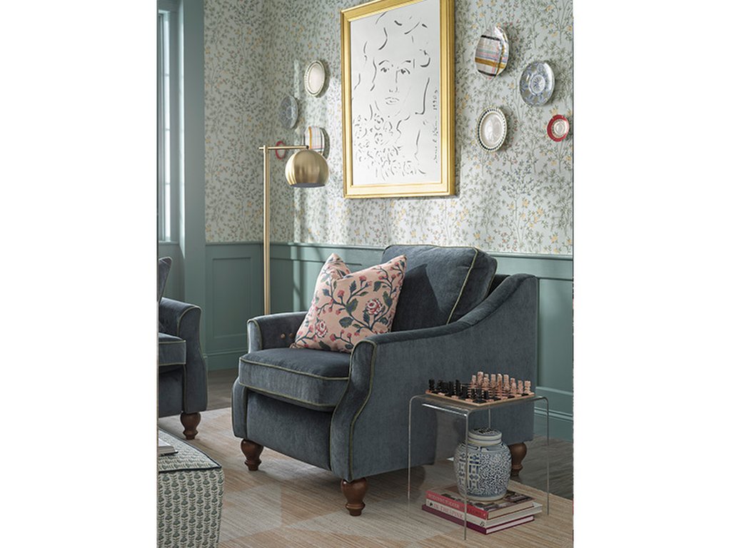 Adeline Traditionally Styled Incliner Chair - image 10