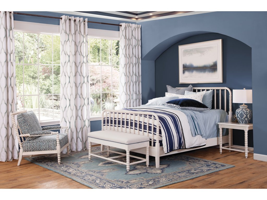 Lind Island King Spindle Bed - image 8