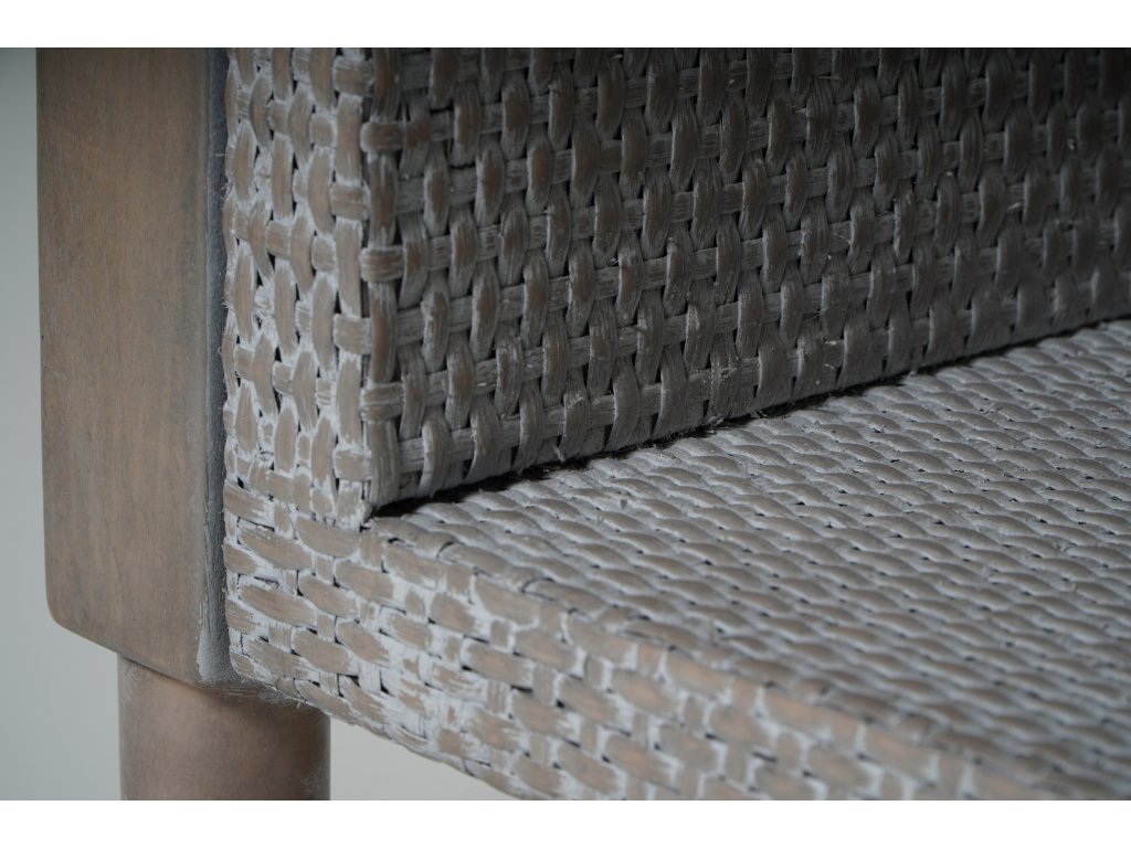 Breezewood End Table - image 2