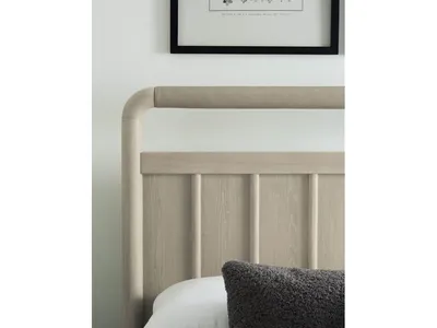 Camden Shiplap Oak Wood Platform Bed in Chai