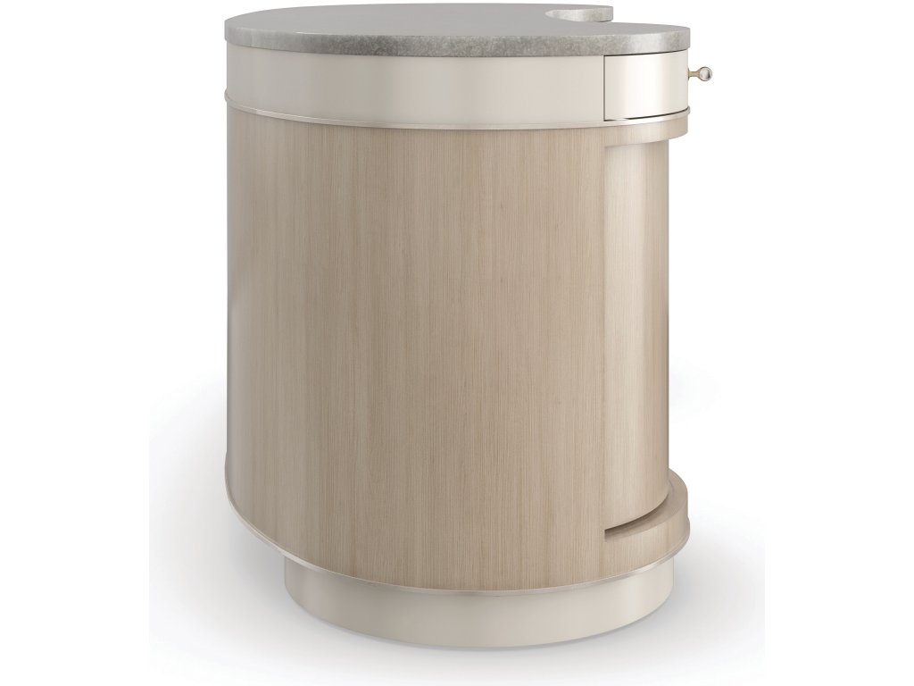 VANITY FAIR - image 8