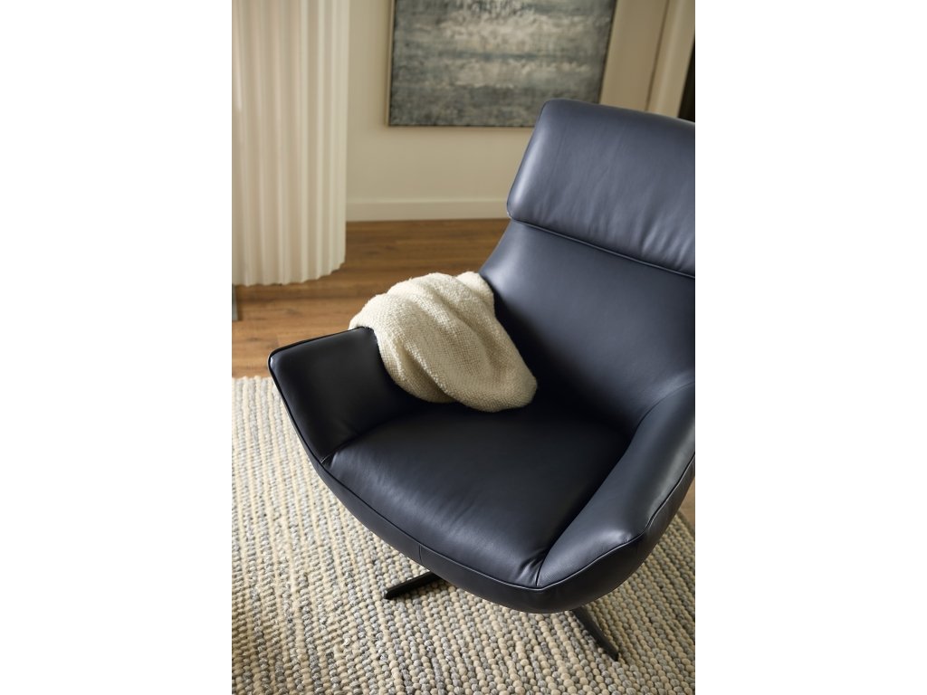 Hughes Swivel Chair - image 4
