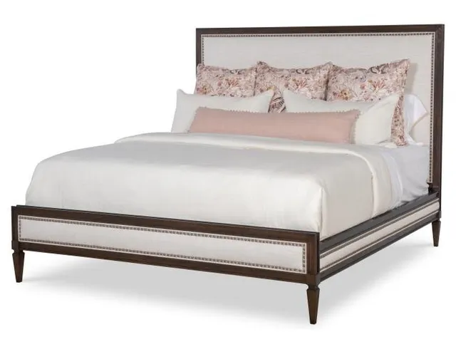 Maison '47 Upholstered Tall Headboard Low Footboard Panel Bed - California King 6/0