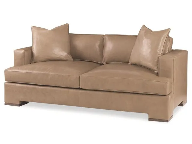 Benson Apt Sofa