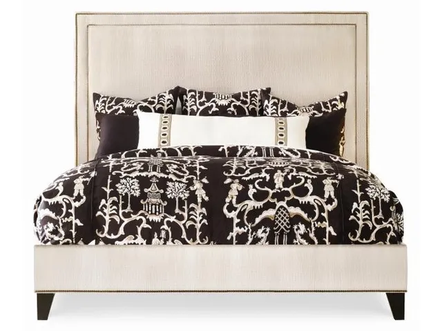 Details Marin Fully Uph Bed - Queen 5/0
