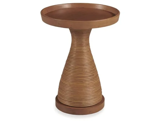 Vero Spot Table