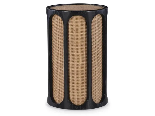 Rohan Spot Table