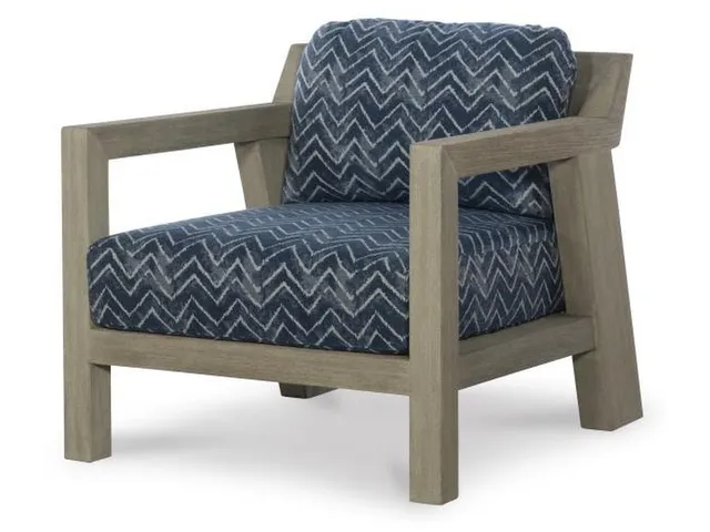 Heston Outdoor Lounge Chair