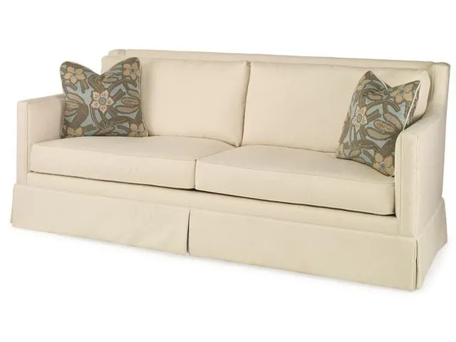 Del Rio Skirted Apt Sofa