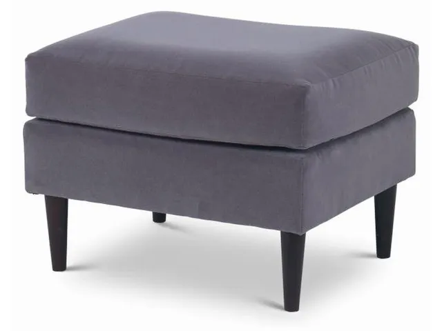 Potter Ottoman
