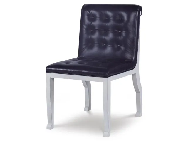 Kelvin Chair