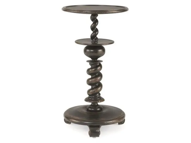 Lucia Candle Stand
