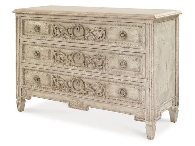 Tarlow Chest
