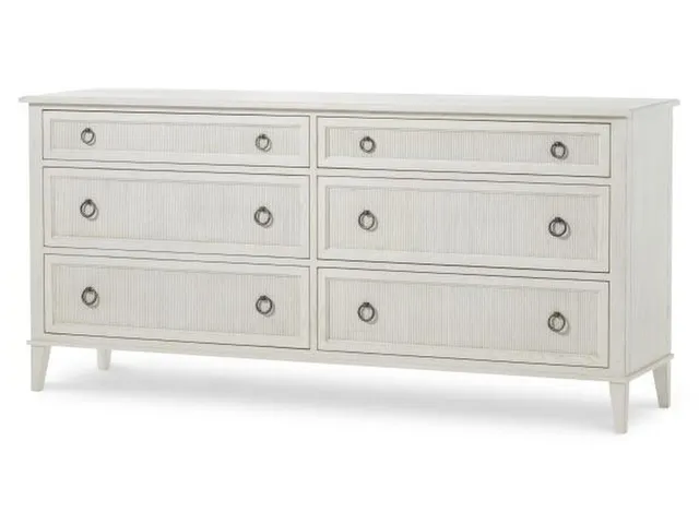 Hampton Dresser