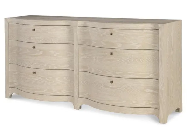 Lexie Dresser