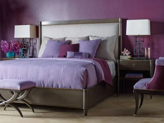 Pinciana Bed - Alternative View