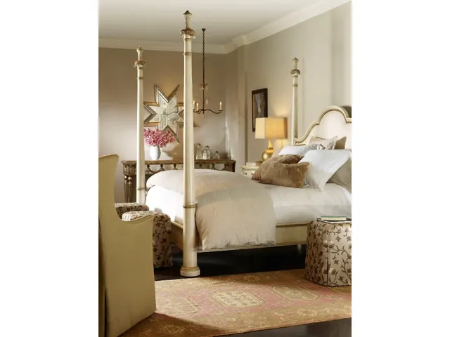 Dressmaker Ottoman