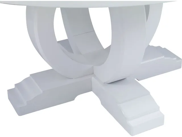 Centre Round Dining Table