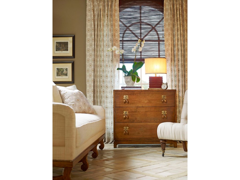 Acorn Chest - image 7