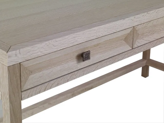 Banks Desk