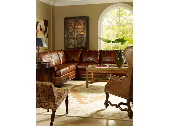 Catalina Armless Chair (Leather)