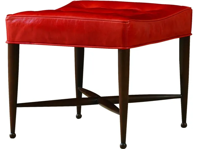 Topper Bunching Stool