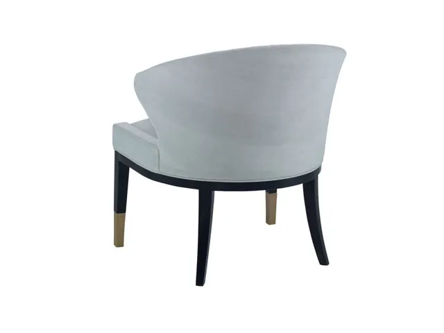 Countess L Lounge Chair
