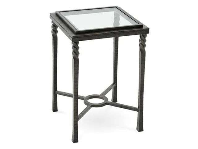Omega Drink Table