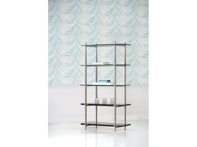 Springhouse Etagere