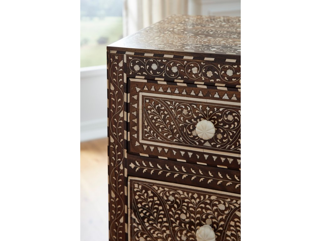 Aryana Chest - image 6