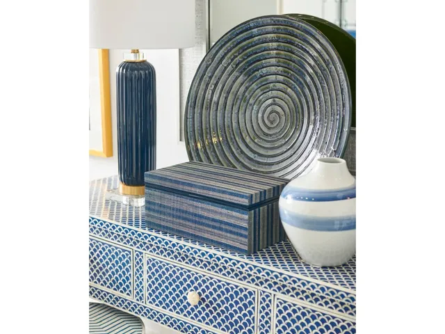 Essex Urn - Blue (Sm) - Alternative View