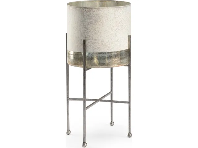 Ragsdale Candleholder (Med)