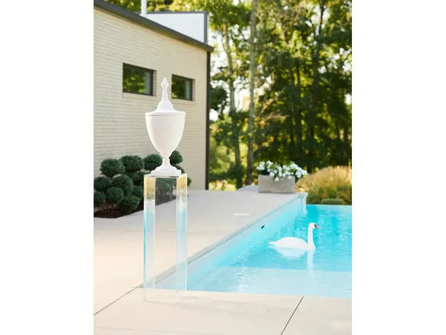 Acrylic Pedestal (Med) - Alternative View