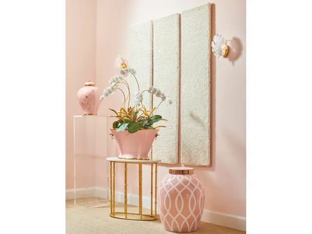 Acrylic Pedestal (Lg) - Alternative View
