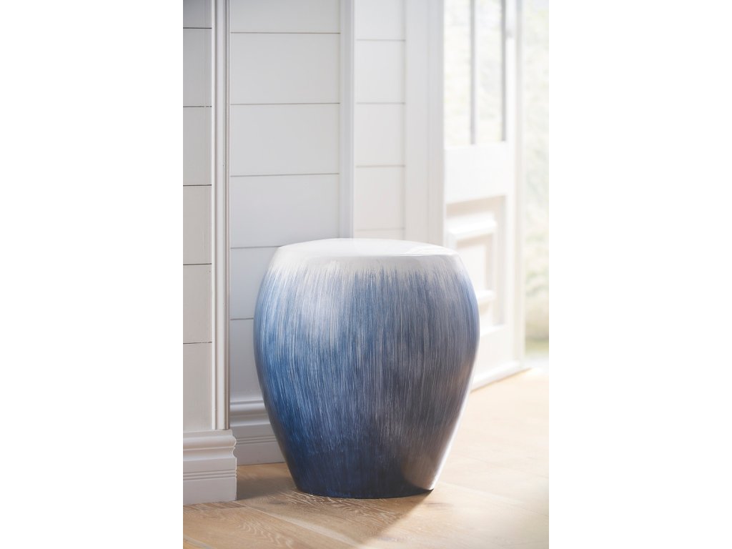Alexander Garden Seat - image 2