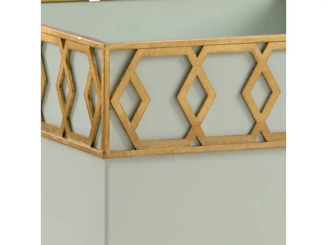 Perkins Planter - Pistachio - Alternative View