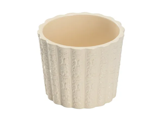 Brandywine Planter - Cream - Alternative View